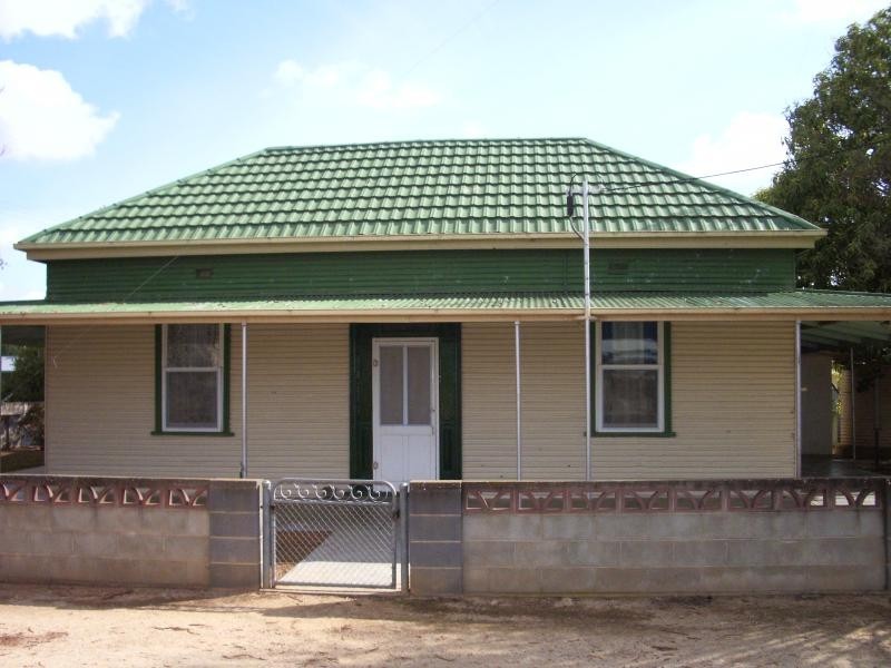 15 Third Street, Loxton SA 5333