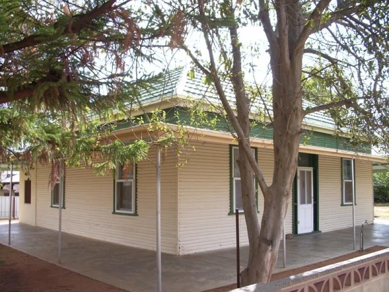 15 Third Street, Loxton SA 5333