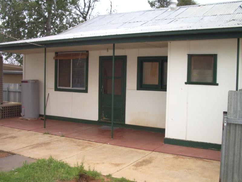 10 Sturt Street, Loxton SA 5333