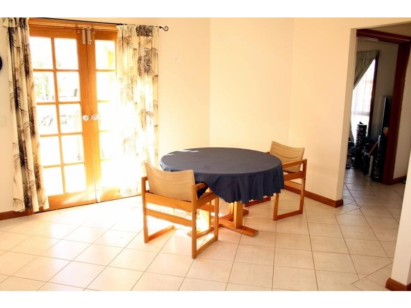 11 Stasinowsky Court, Loxton SA 5333