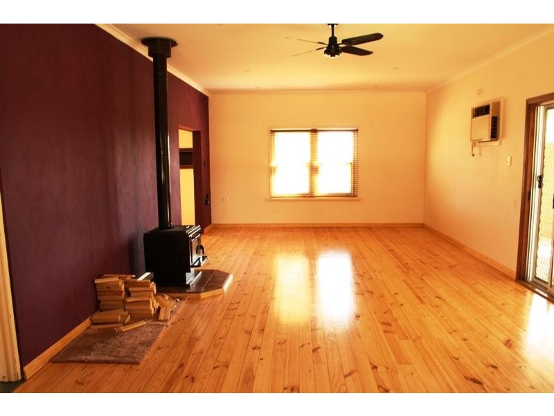 101 Gordon Road, Loxton North SA 5333