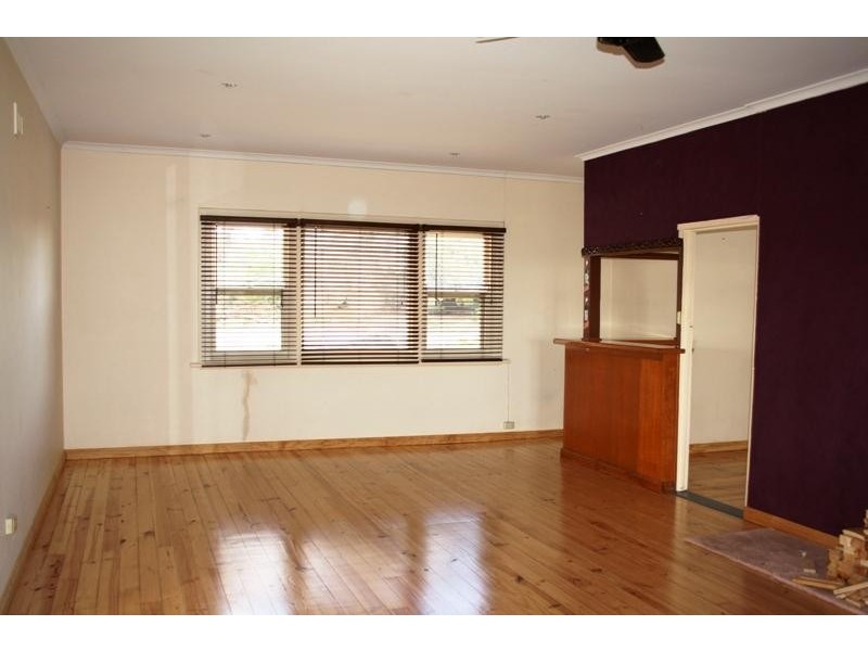 101 Gordon Road, Loxton North SA 5333