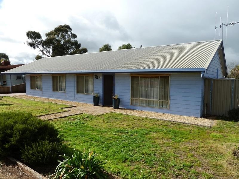 3 Eringa Avenue, Loxton SA 5333