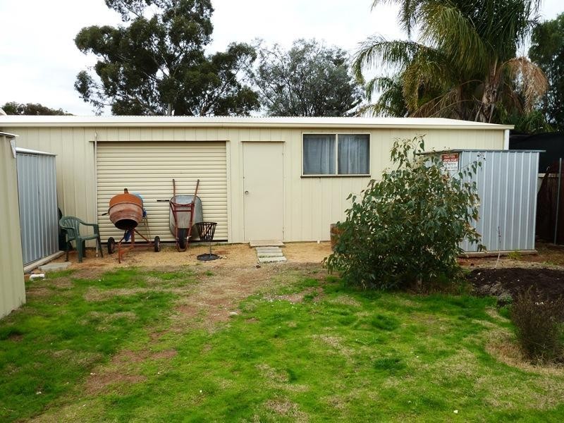 3 Eringa Avenue, Loxton SA 5333