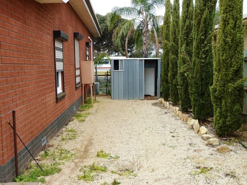 27 Lorna Street, Loxton SA 5333