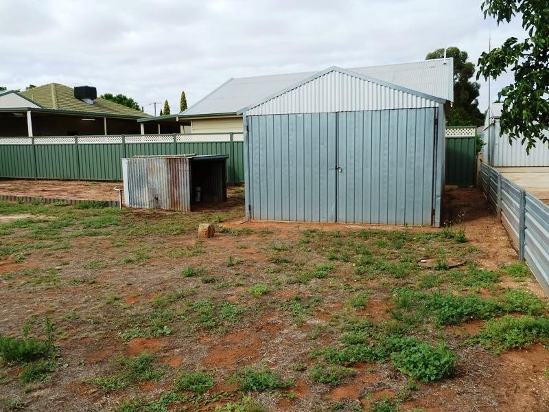 18 Tobruk Terrace, Loxton SA 5333