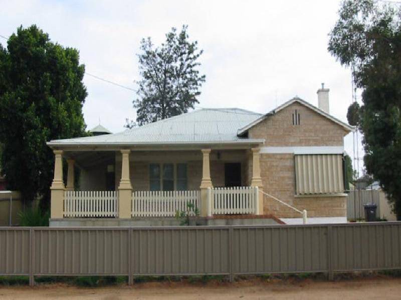 7 POWELL STREET, Berri SA 5343