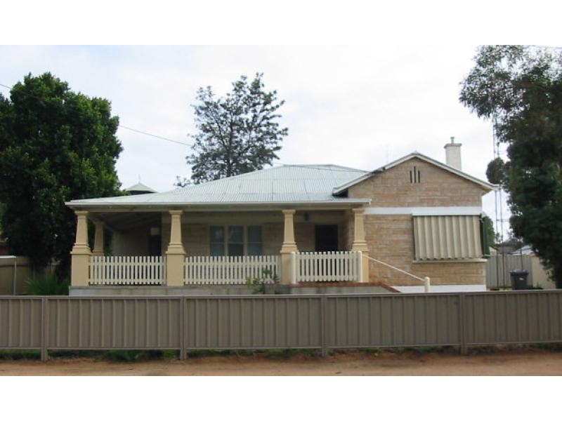 7 POWELL STREET, Berri SA 5343