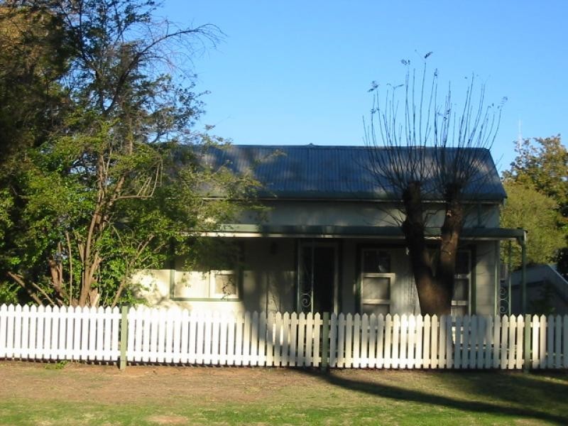 5 TOLARNO STREET, Renmark SA 5341