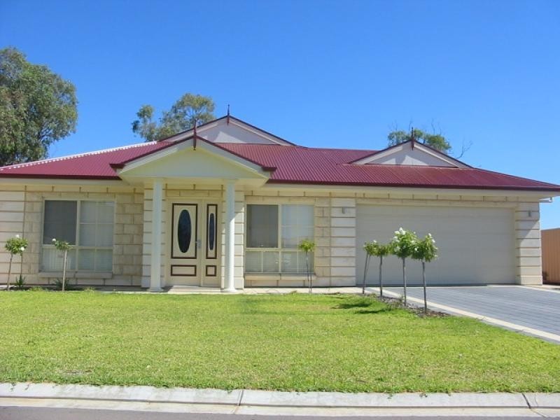 35 IAN SHOWELL DRIVE, Renmark SA 5341