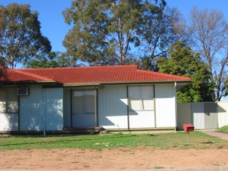 25 BELAH STREET, Renmark SA 5341