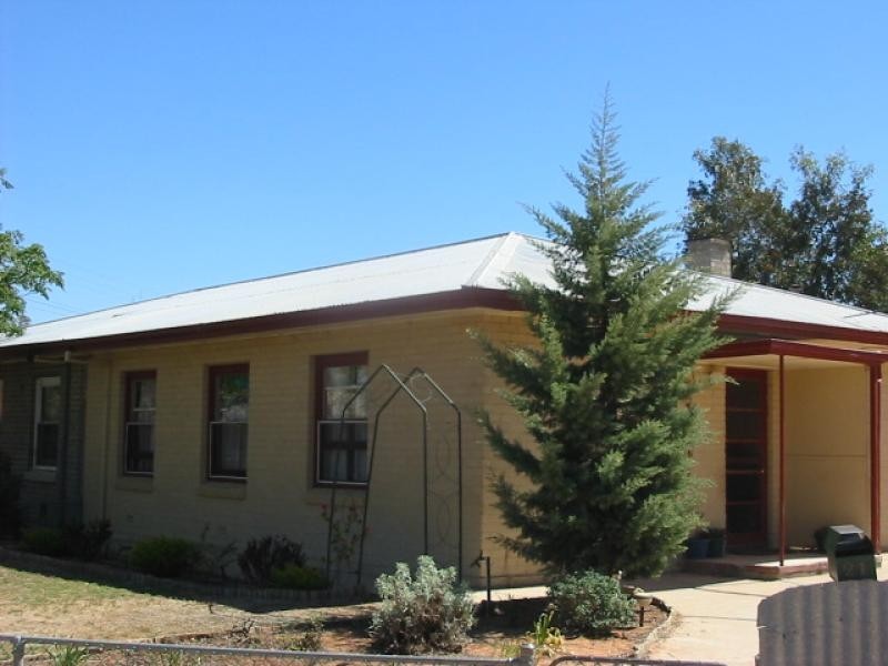 21 TWENTIETH STREET, Renmark SA 5341