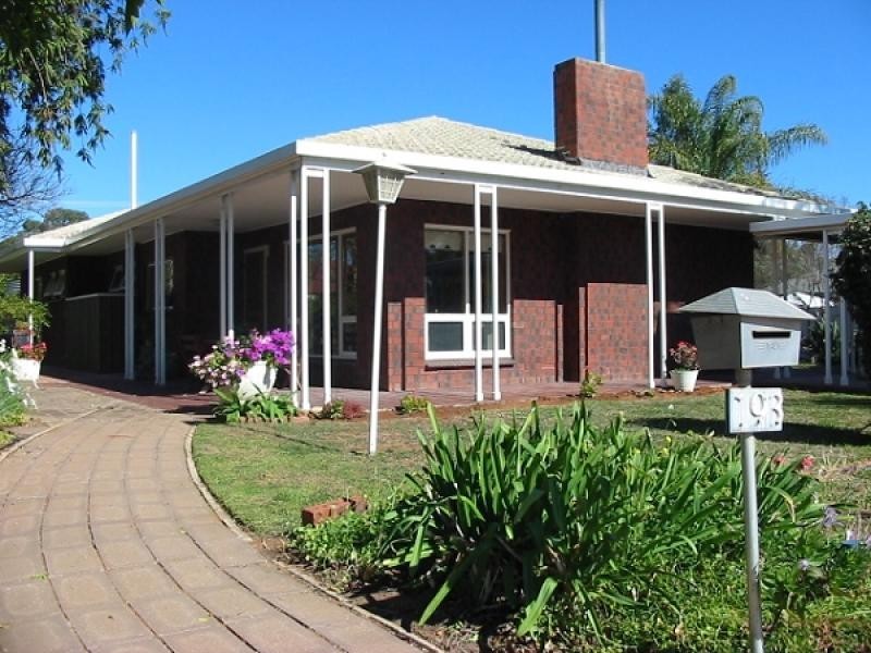 193 Ral Ral Avenue, Renmark SA 5341