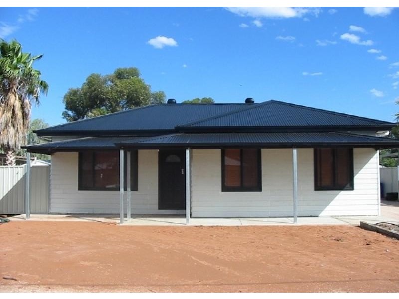 9 Hopkins Street, Renmark SA 5341