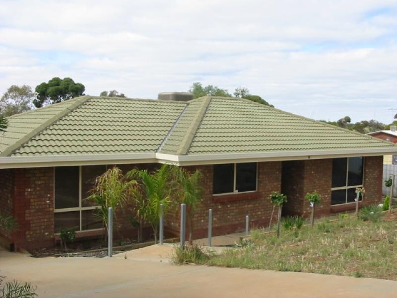 8 Stoeckel Terrace, Paringa SA 5340