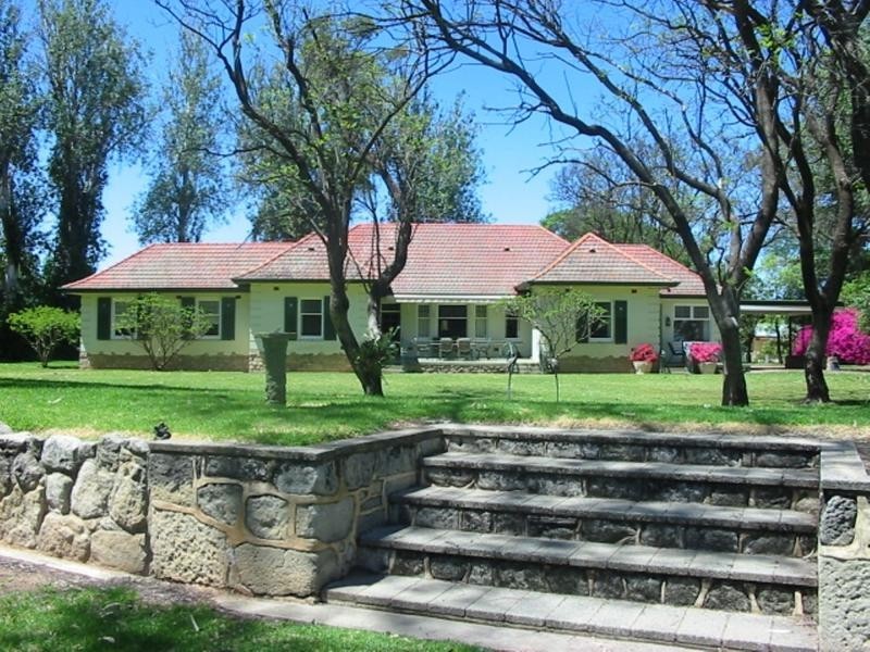 1 Tolarno Street, Renmark SA 5341