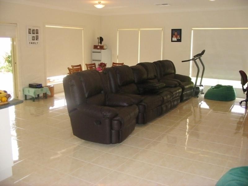 8 Hisgrove Road, Renmark SA 5341