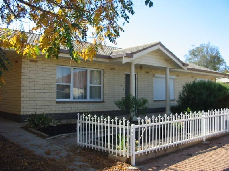 4 Twelfth Street, Renmark SA 5341