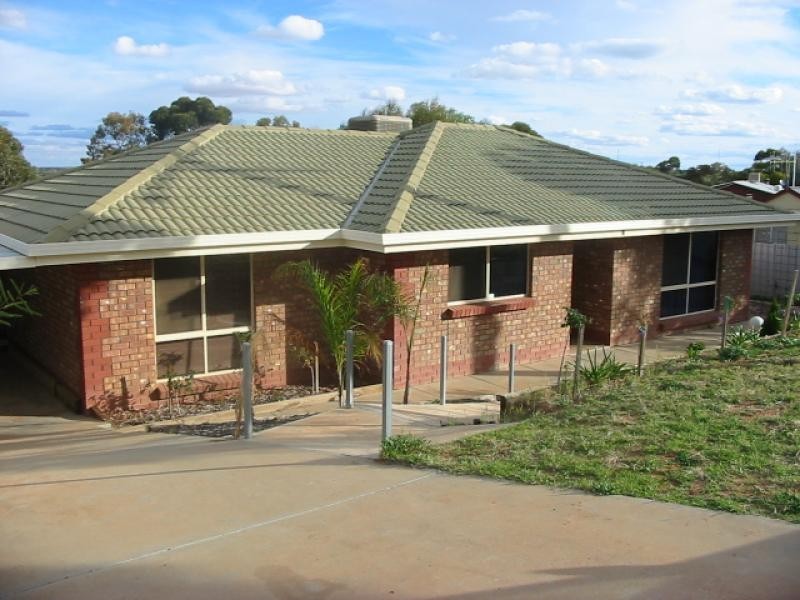 8 Stoeckel Terrace, Paringa SA 5340