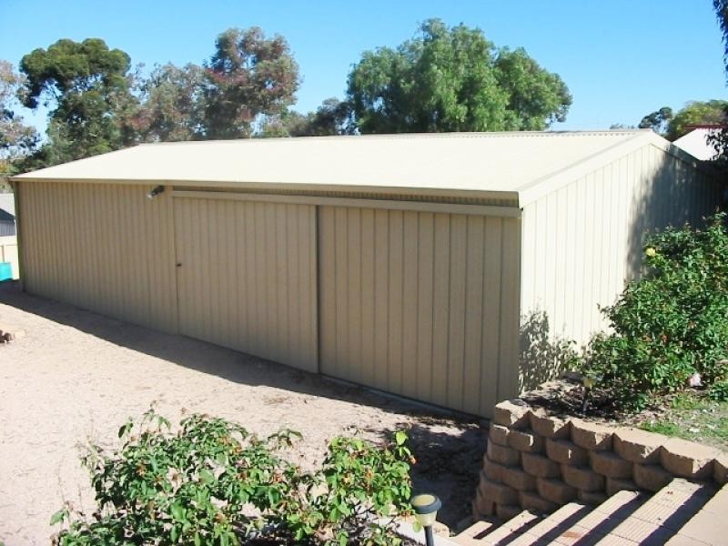 8 Stoeckel Terrace, Paringa SA 5340