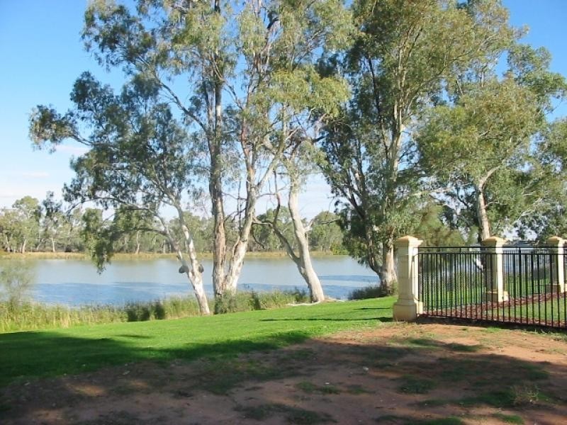 Lot 108 and 109 New Landing Way, Renmark SA 5341