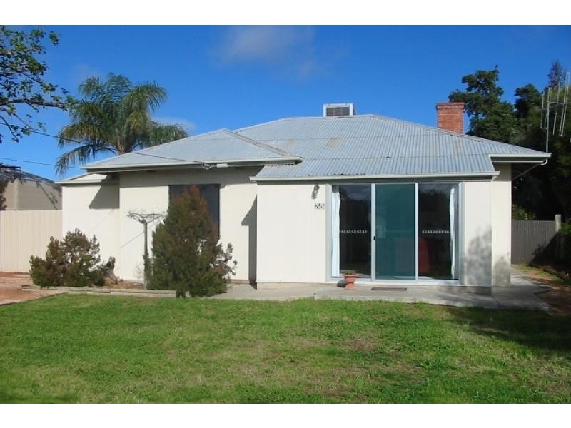 35 Railway Terrace, Renmark SA 5341