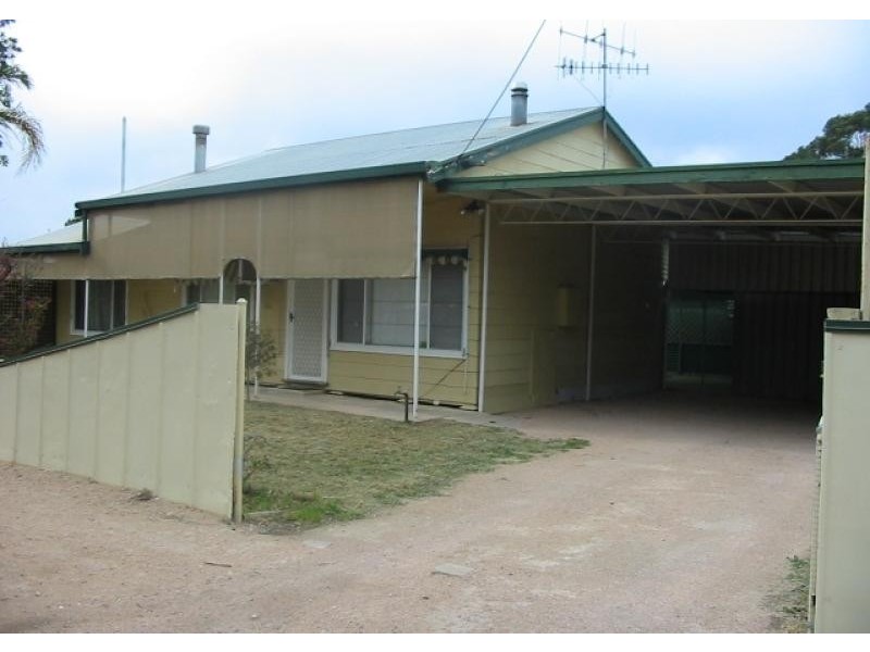 37 Tolarno Street, Renmark SA 5341