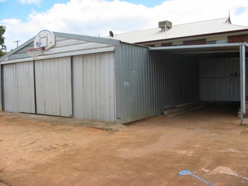 6 Frahn Street, Paringa SA 5340