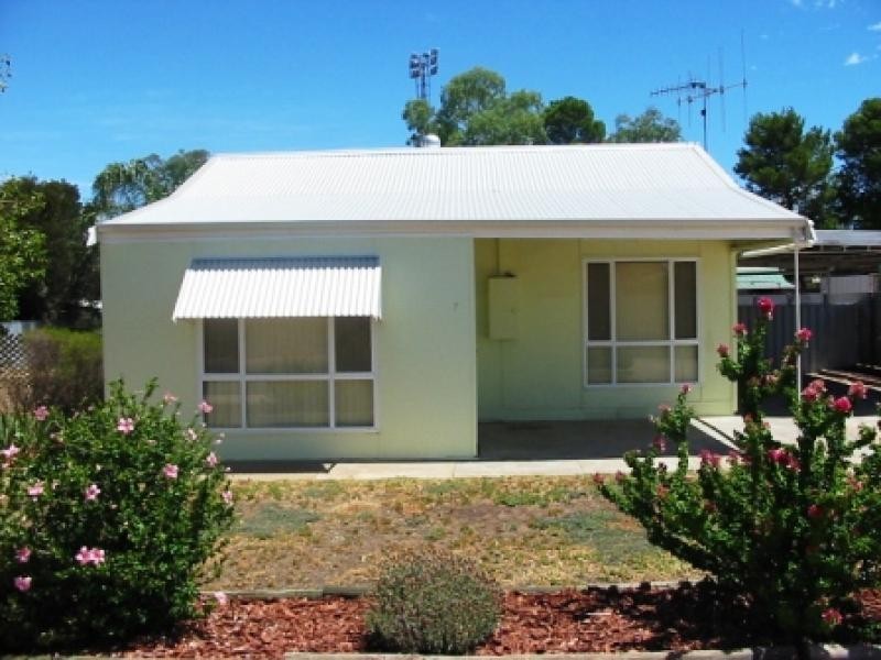 7 Hale Street, Renmark SA 5341
