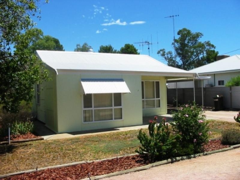 7 Hale Street, Renmark SA 5341