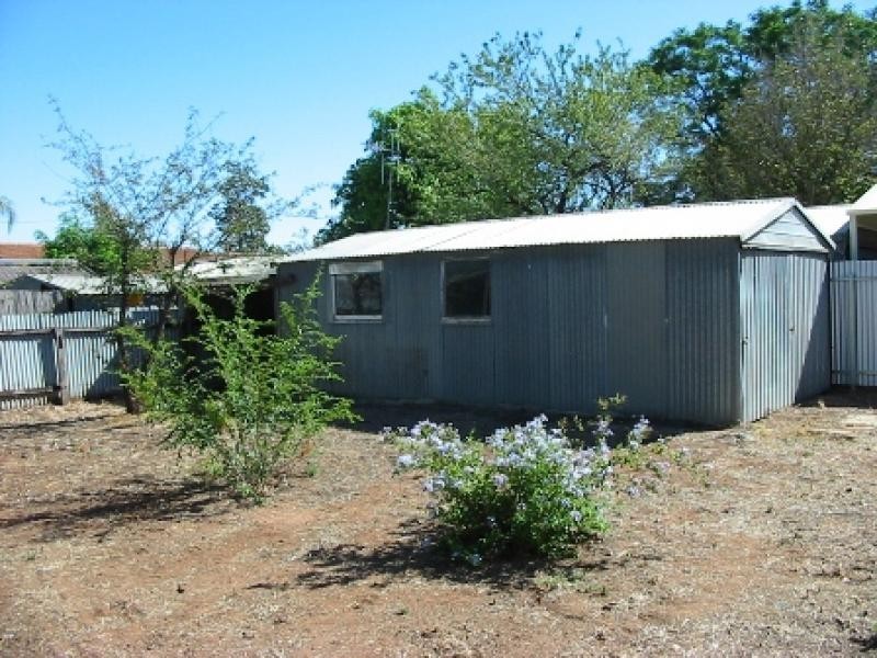 26 Dix Street, Renmark SA 5341