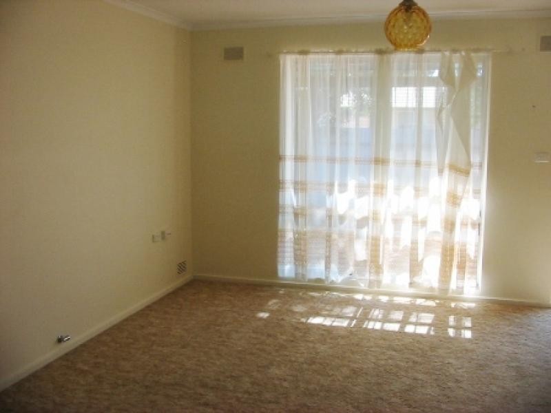 Unit 2/76 Nineteenth Street, Renmark SA 5341