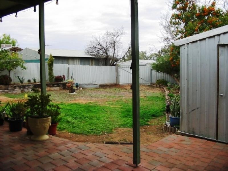 36 Pauline Street, Paringa SA 5340