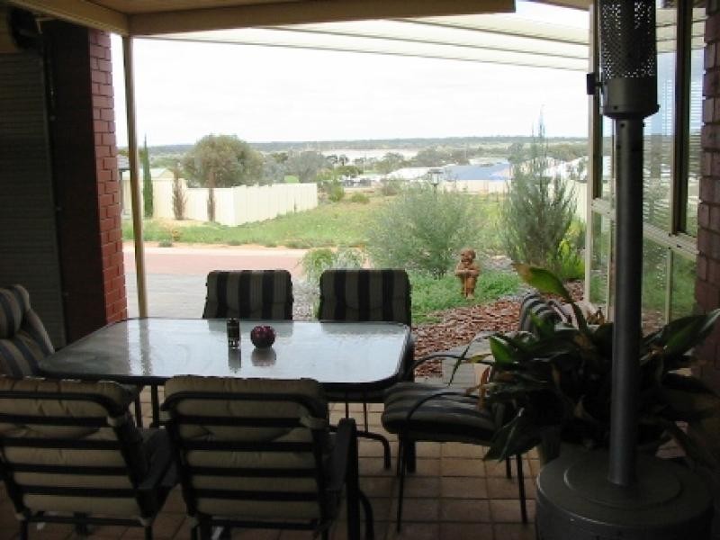 12 Eckermann Close, Paringa SA 5340