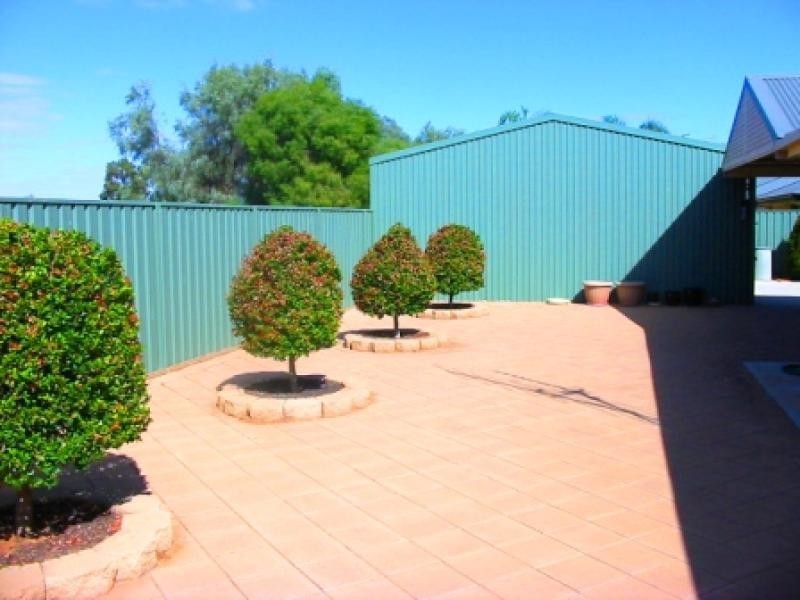 2 Flinders Street, Renmark SA 5341