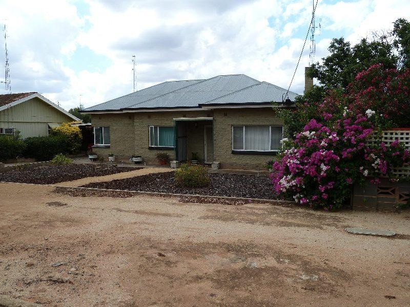 10 Clark Street, Berri SA 5343