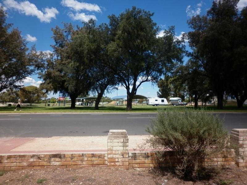 216 Renmark Avenue, Renmark SA 5341