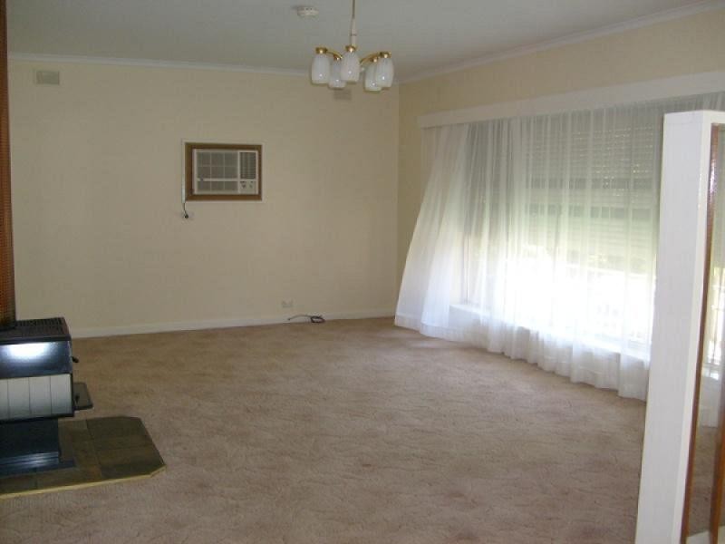 8 DERRICK STREET, Berri SA 5343