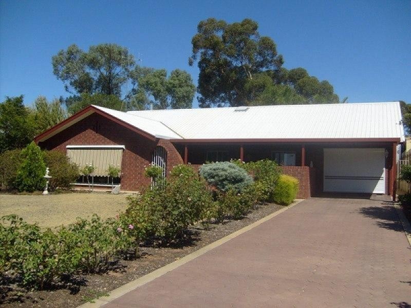 11 Hague Street, Barmera SA 5345