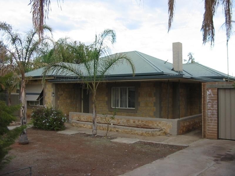 7 Farmer Street, Barmera SA 5345