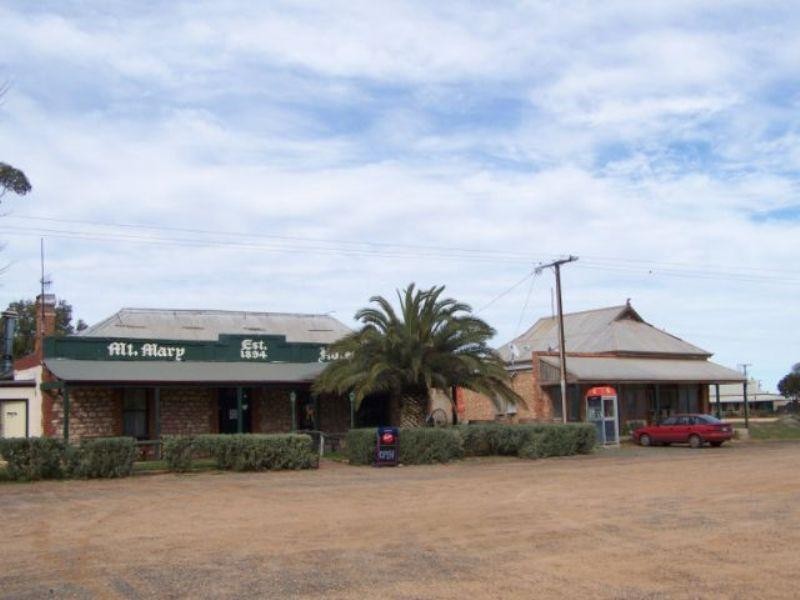 1 North Terrace, Mount Mary SA 5374