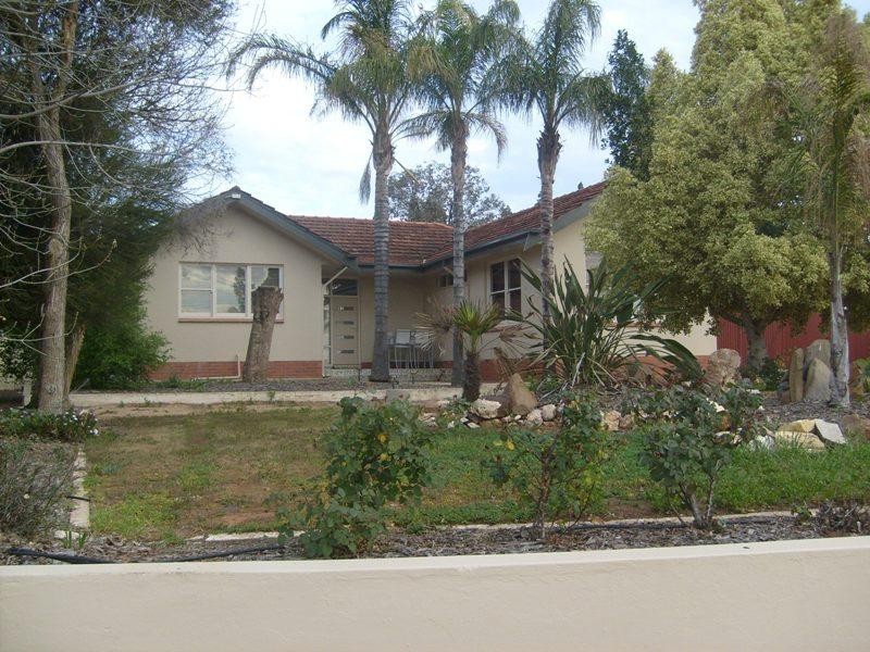 27 Kay Ave, Berri SA 5343