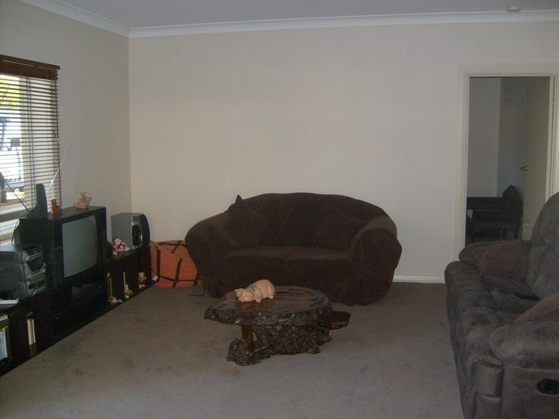 27 Kay Ave, Berri SA 5343