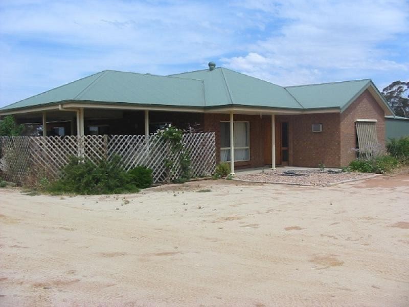 11 Chapple Road, Winkie SA 5343