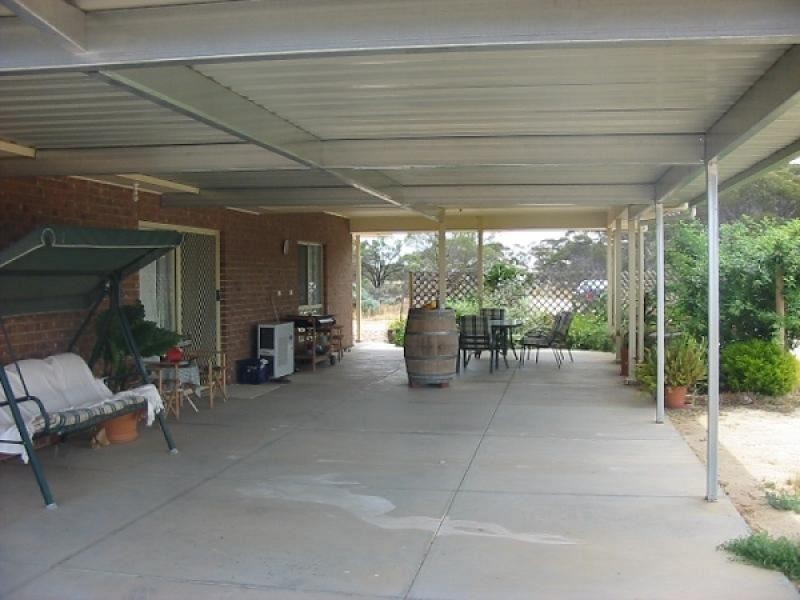 11 Chapple Road, Winkie SA 5343