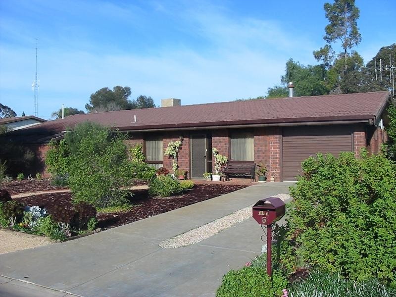 5 GARRARD STREET, Barmera SA 5345