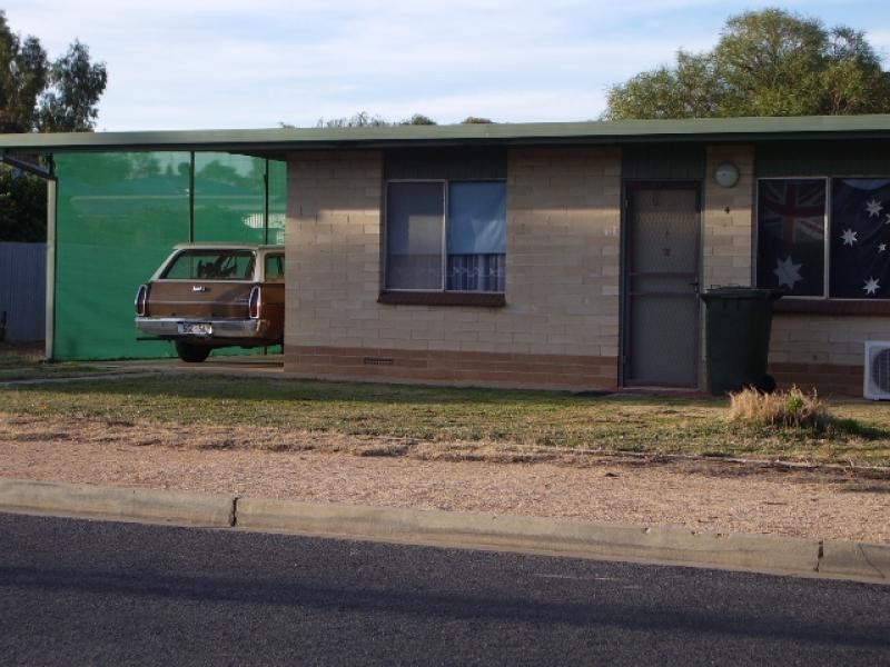 Unit 1 /31 Fourth Street, Loxton SA 5333