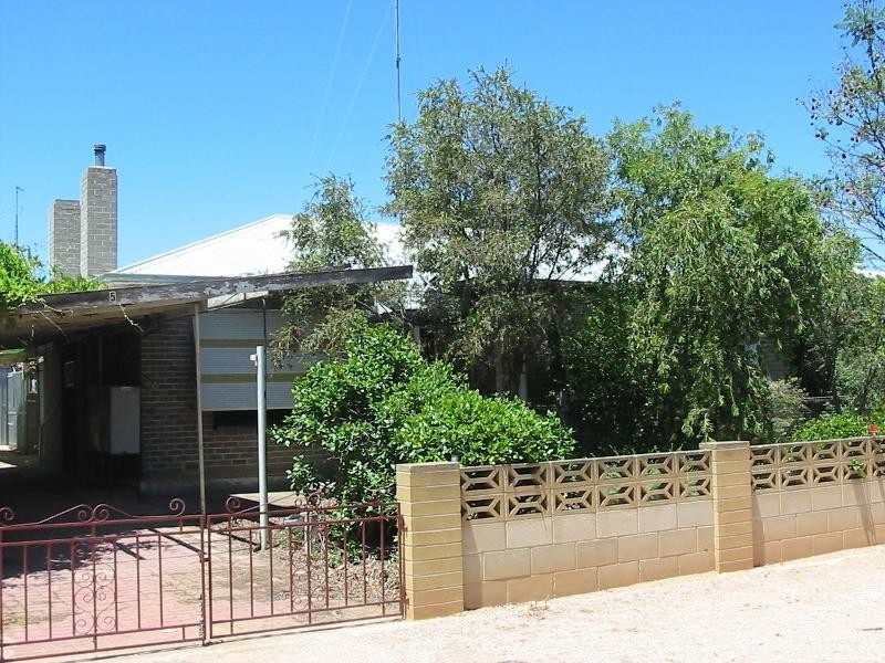15 BICE STREET, Barmera SA 5345