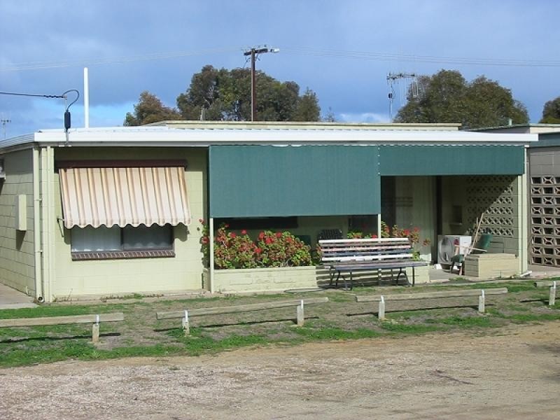 24 Queen Elizabeth Drive, Barmera SA 5345