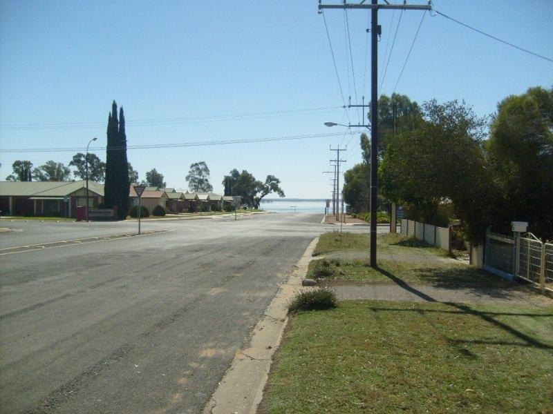 33 Lake Avenue, Barmera SA 5345